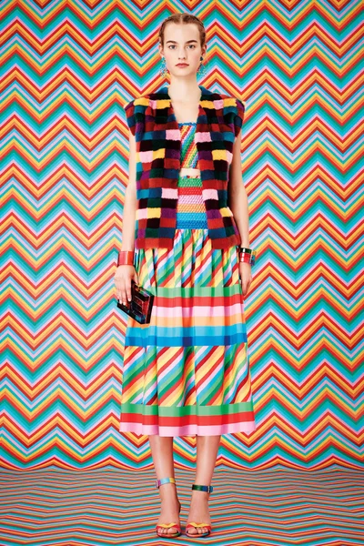 Look 60